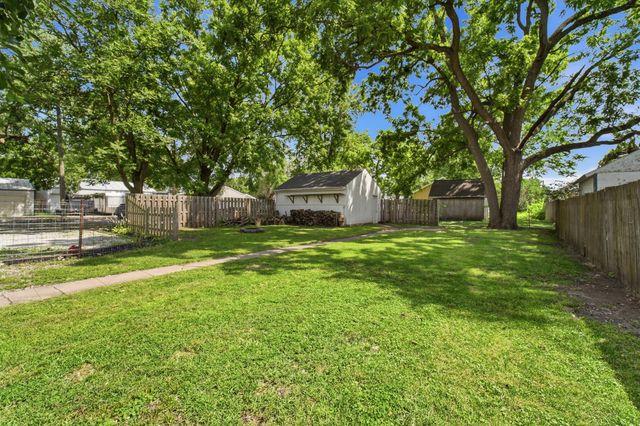 402 W Mamie Eisenhower Avenue, Boone, IA 50036