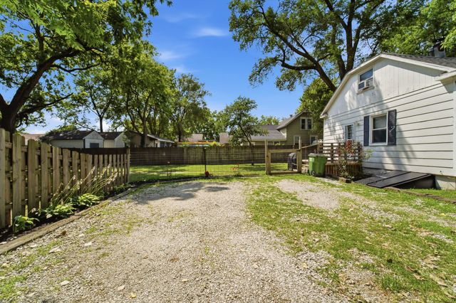 402 W Mamie Eisenhower Avenue, Boone, IA 50036