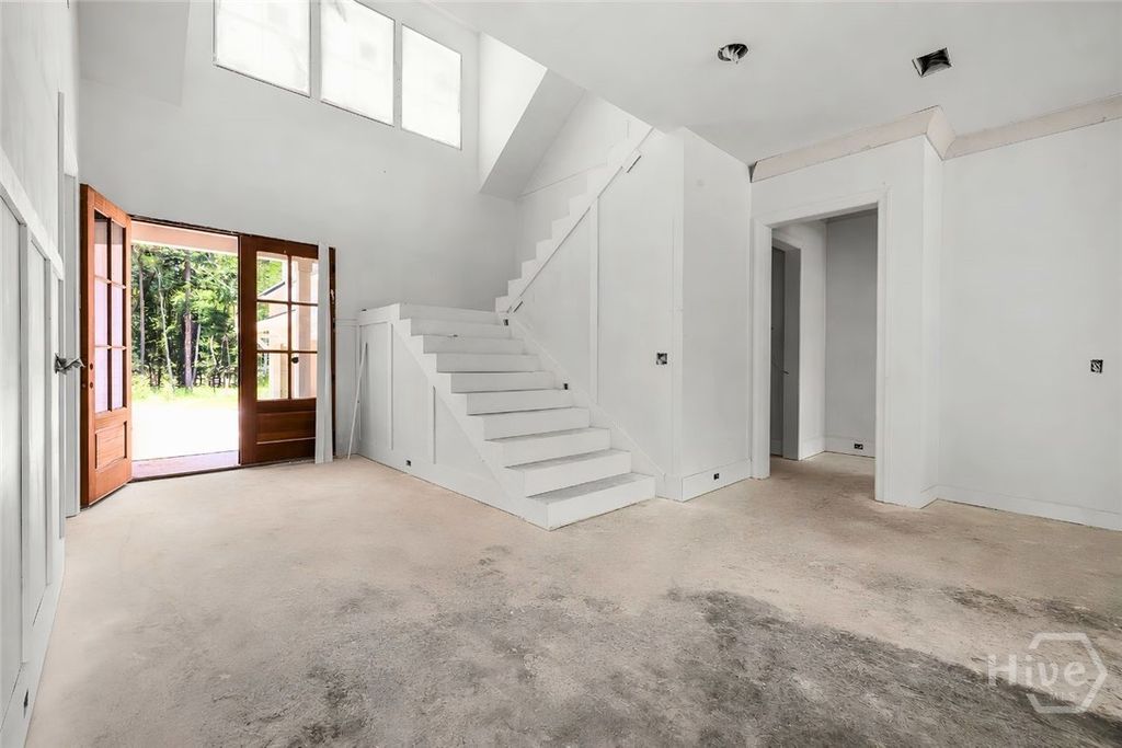 Image 3 of property listing at 4 Oak Leaf Place, Pooler, GA 31322