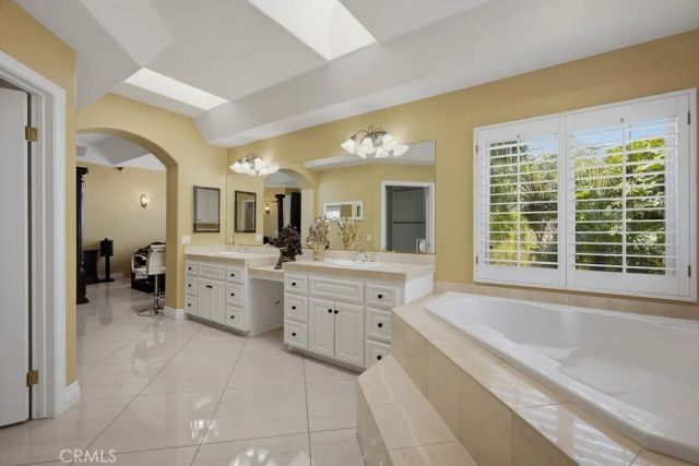 2525 Prospect Drive, Upland, CA 91784