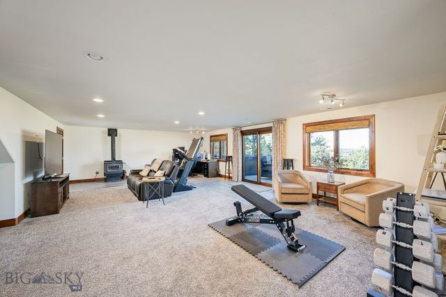 712 Summit Ridge Road, Billings, MT 59101