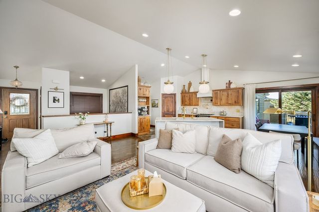 712 Summit Ridge Road, Billings, MT 59101