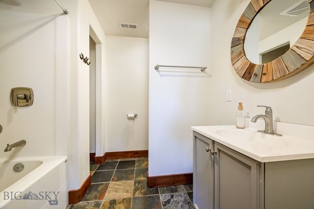 712 Summit Ridge Road, Billings, MT 59101