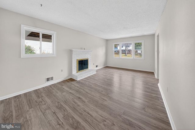 2890 BALMORAL DR., Rockville, MD 20850