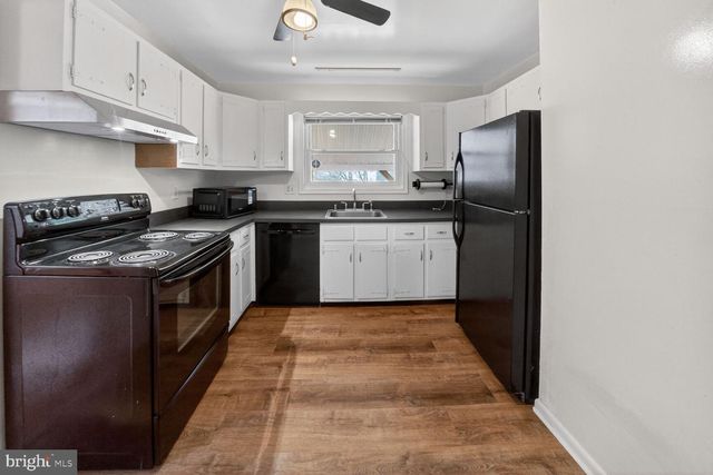 2890 BALMORAL DR., Rockville, MD 20850