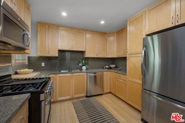 5007 Stoney Creek Road 429, Culver City, CA 90230