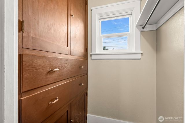 1115 Elizabeth Avenue, Bremerton, WA 98337