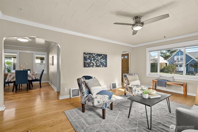 1115 Elizabeth Avenue, Bremerton, WA 98337