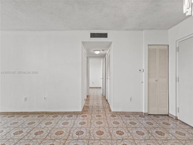 9401 SW 4th St 104, Miami, FL 33174