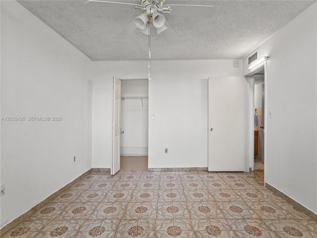 9401 SW 4th St 104, Miami, FL 33174