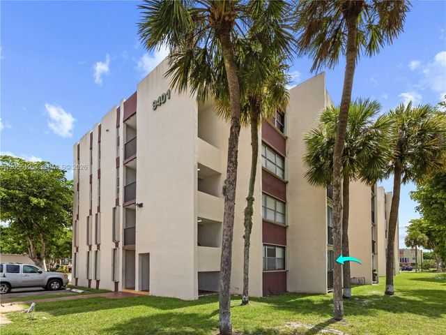 9401 SW 4th St 104, Miami, FL 33174
