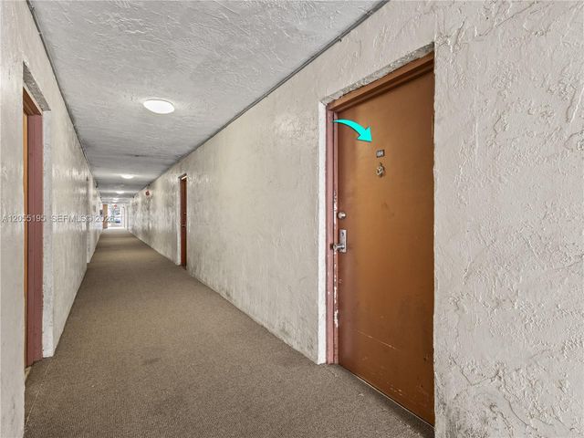 9401 SW 4th St 104, Miami, FL 33174