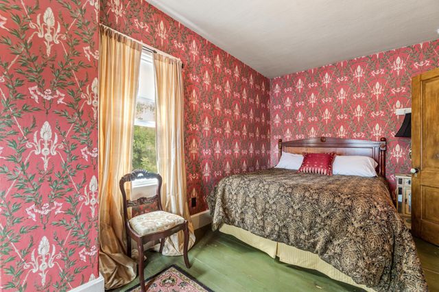 305 N Main Street, Alma, WI 54610