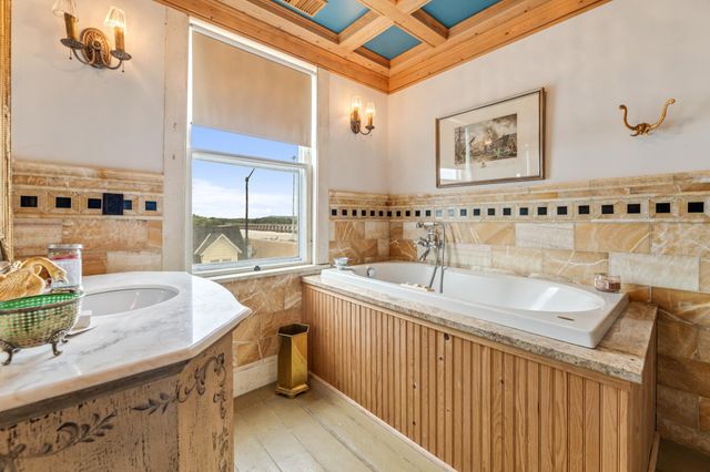 305 N Main Street, Alma, WI 54610