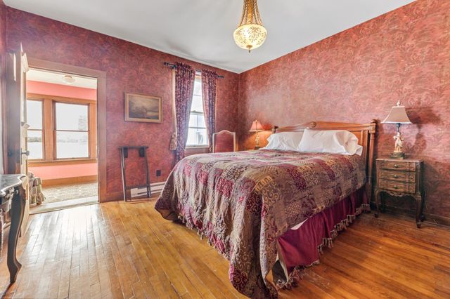 305 N Main Street, Alma, WI 54610