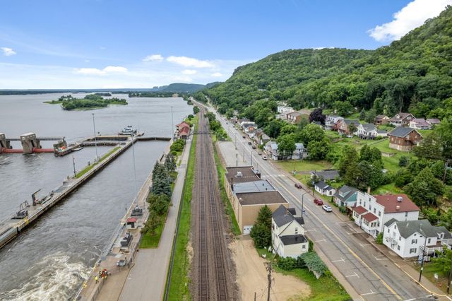 305 N Main Street, Alma, WI 54610