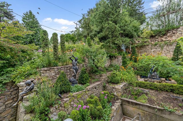 305 N Main Street, Alma, WI 54610