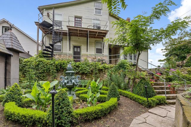 305 N Main Street, Alma, WI 54610