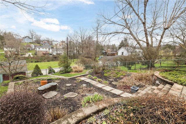 78 S Wade Ave, E Washington Boro, PA 15301