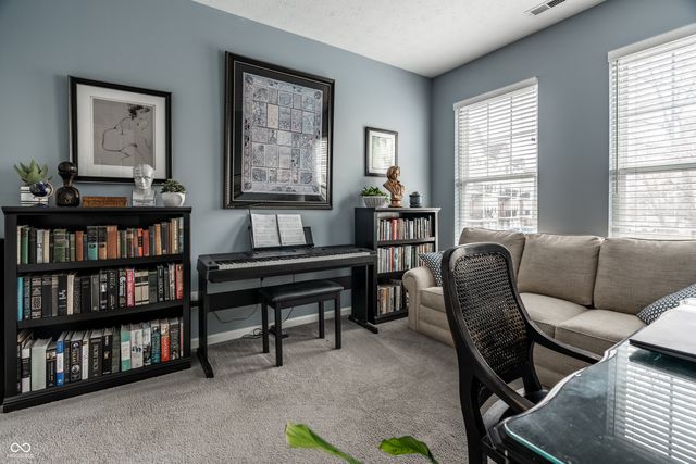 1134 Reserve Way, Indianapolis, IN 46220