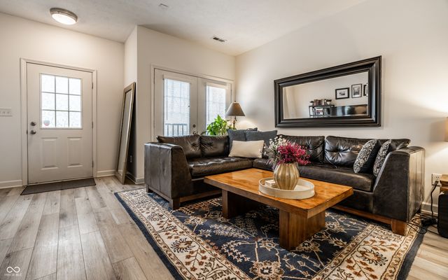 1134 Reserve Way, Indianapolis, IN 46220