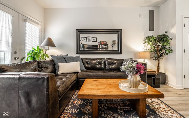 1134 Reserve Way, Indianapolis, IN 46220