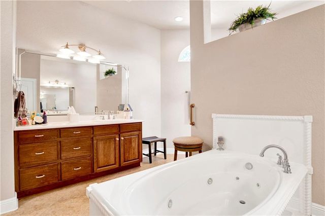 27780 Oakachoy Loop, Daphne, AL 36526