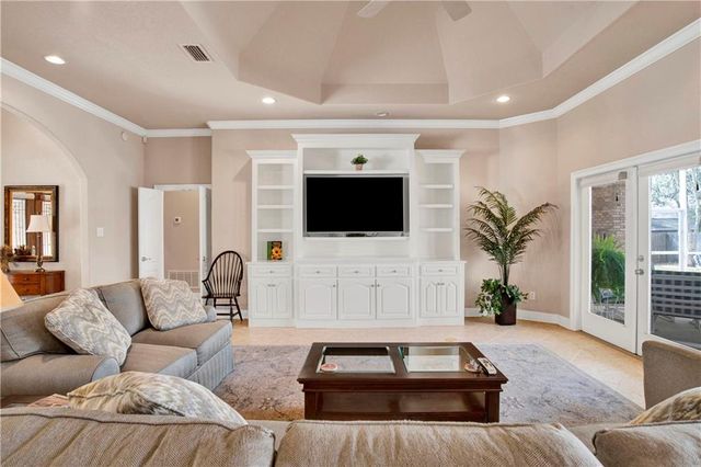 27780 Oakachoy Loop, Daphne, AL 36526