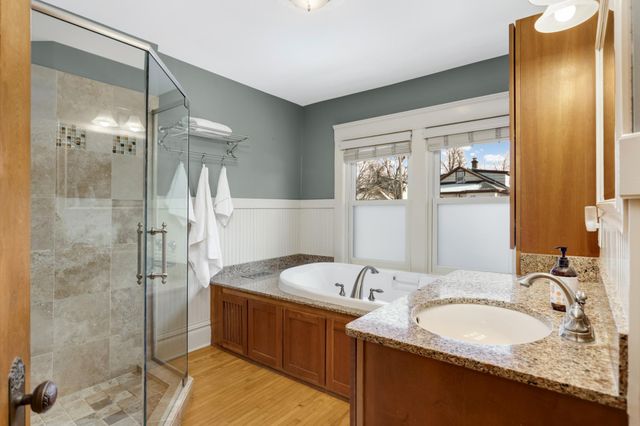 3233 Irving Avenue S, Minneapolis, MN 55408