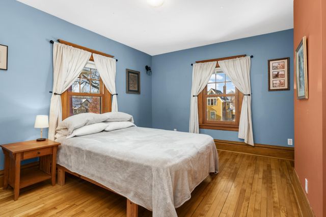 3233 Irving Avenue S, Minneapolis, MN 55408