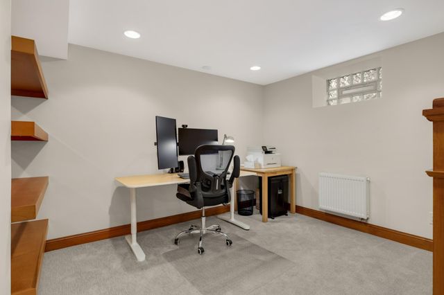 3233 Irving Avenue S, Minneapolis, MN 55408