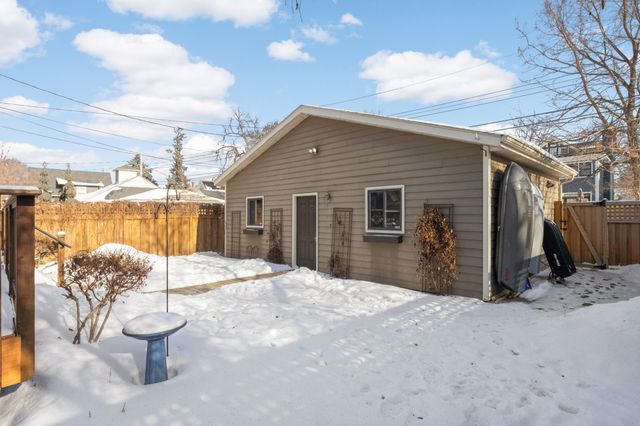 3233 Irving Avenue S, Minneapolis, MN 55408