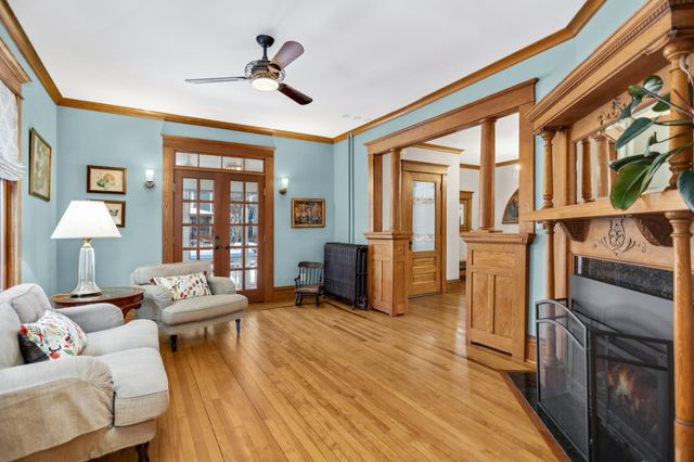 3233 Irving Avenue S, Minneapolis, MN 55408