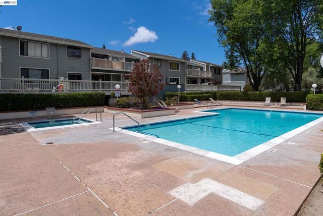 3419 Bridgewood Ter 102, Fremont, CA 94536