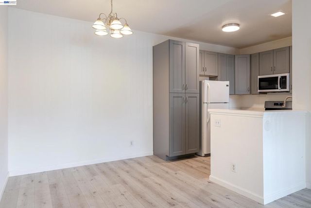 3419 Bridgewood Ter 102, Fremont, CA 94536