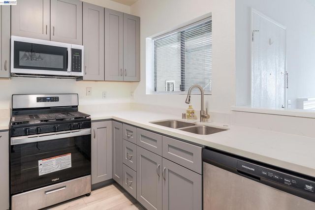 3419 Bridgewood Ter 102, Fremont, CA 94536