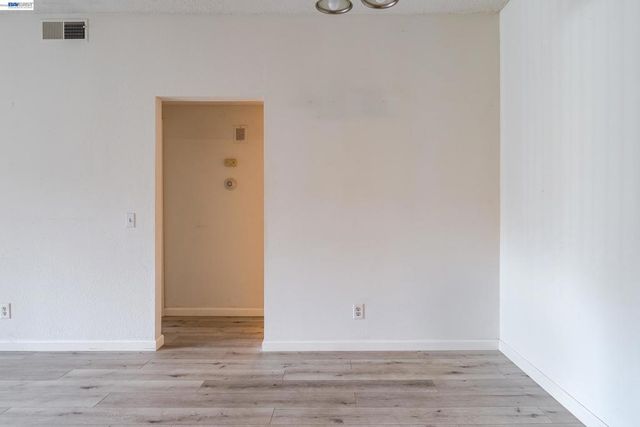3419 Bridgewood Ter 102, Fremont, CA 94536