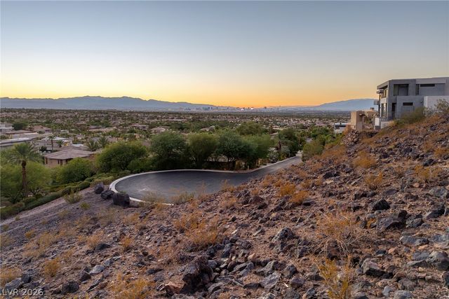 1626 Liege Drive, Henderson, NV 89012