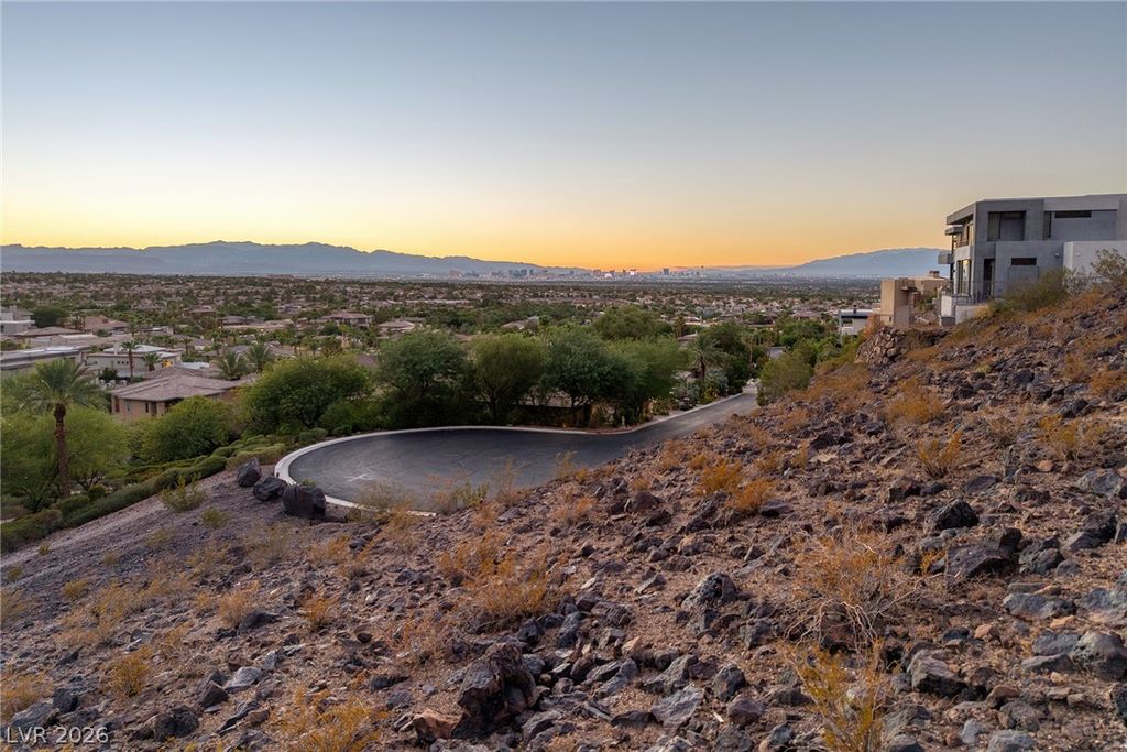 1626 Liege Drive, Henderson, NV 89012 — photo 4