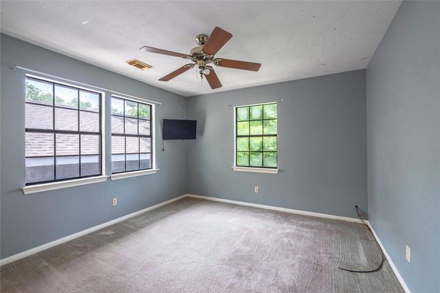 3726 Bayshore Drive, Bacliff, TX 77518
