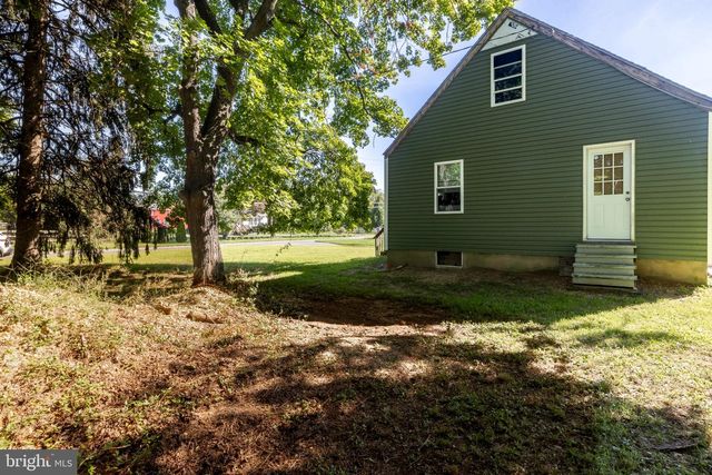 2280 COLES MILL RD, Franklinville, NJ 08322