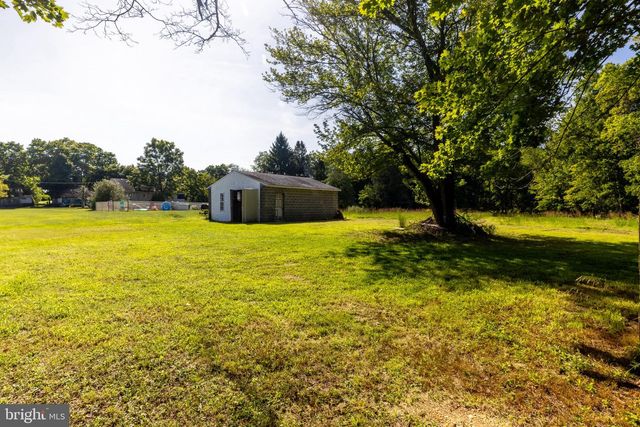 2280 COLES MILL RD, Franklinville, NJ 08322