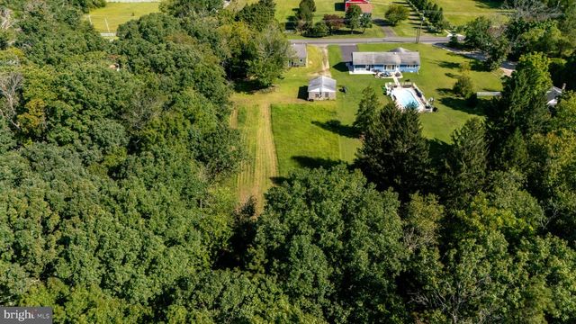 2280 COLES MILL RD, Franklinville, NJ 08322