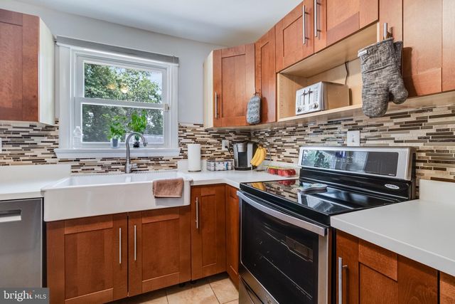 5709 SPRUCE DR, Clinton, MD 20735