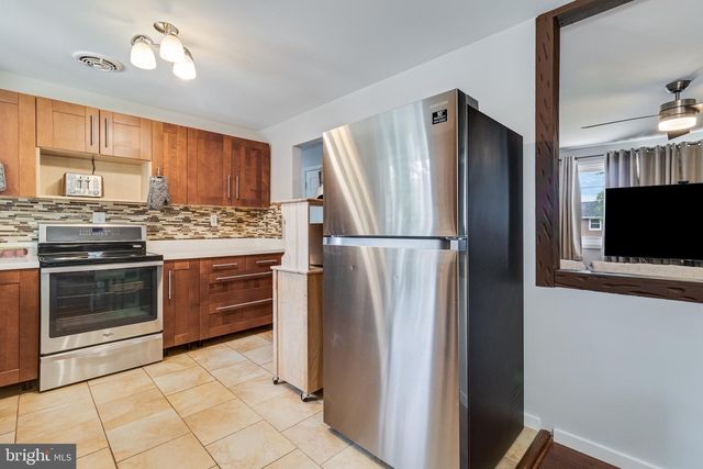 5709 SPRUCE DR, Clinton, MD 20735
