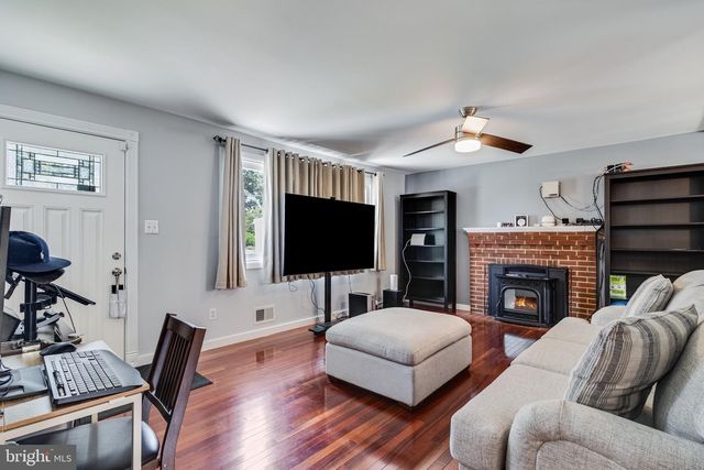5709 SPRUCE DR, Clinton, MD 20735