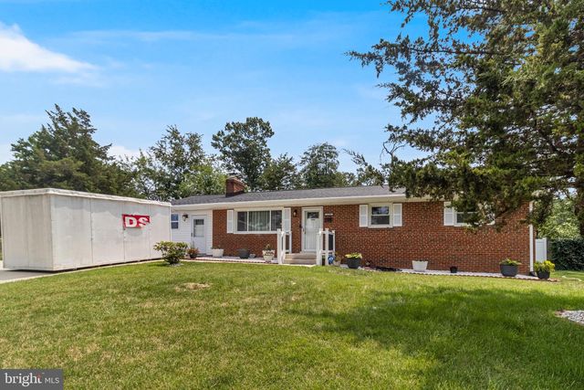 5709 SPRUCE DR, Clinton, MD 20735