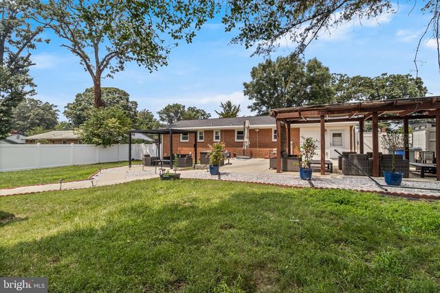 5709 SPRUCE DR, Clinton, MD 20735