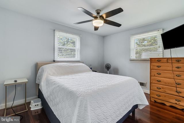 5709 SPRUCE DR, Clinton, MD 20735