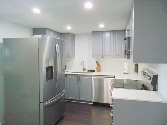 2805 Cambridge Lane, Missouri City, TX 77459